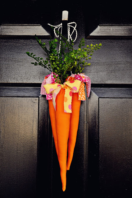 Carrot door hanger