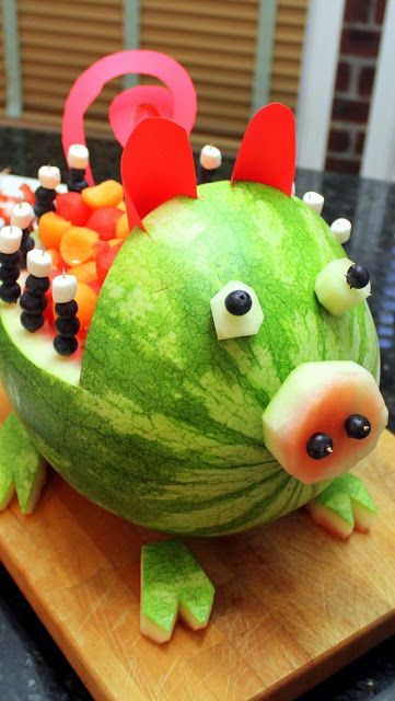 Watermelon and Cantaloupe Pig