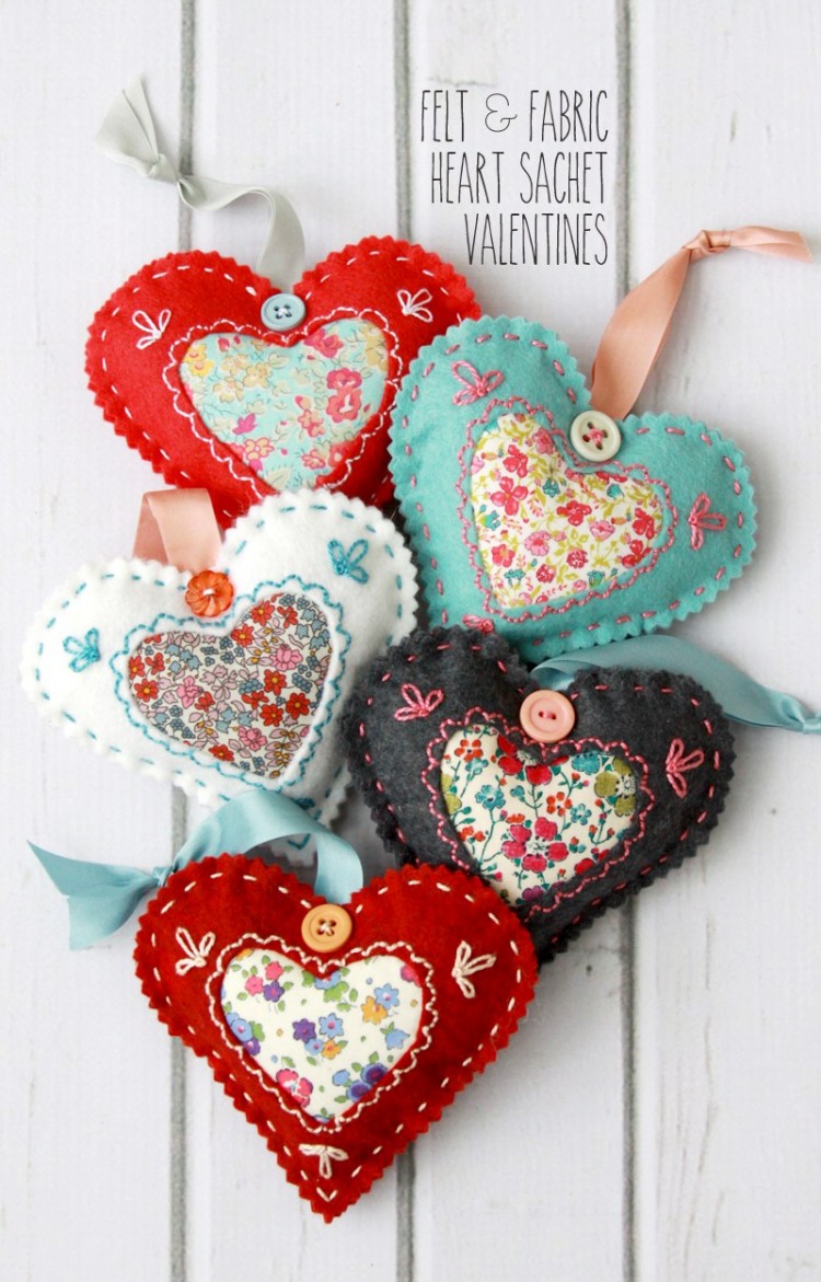 Felt-and-Fabric-Heart-Sachet-Valentines