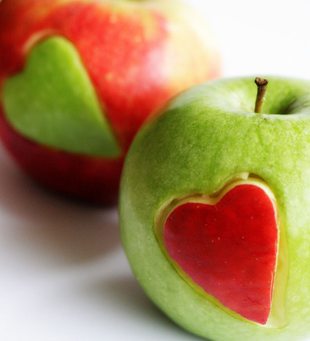 valentine's-day-food heart apple