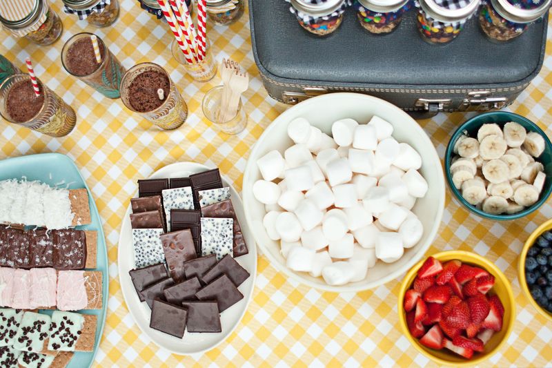 s'mores table station